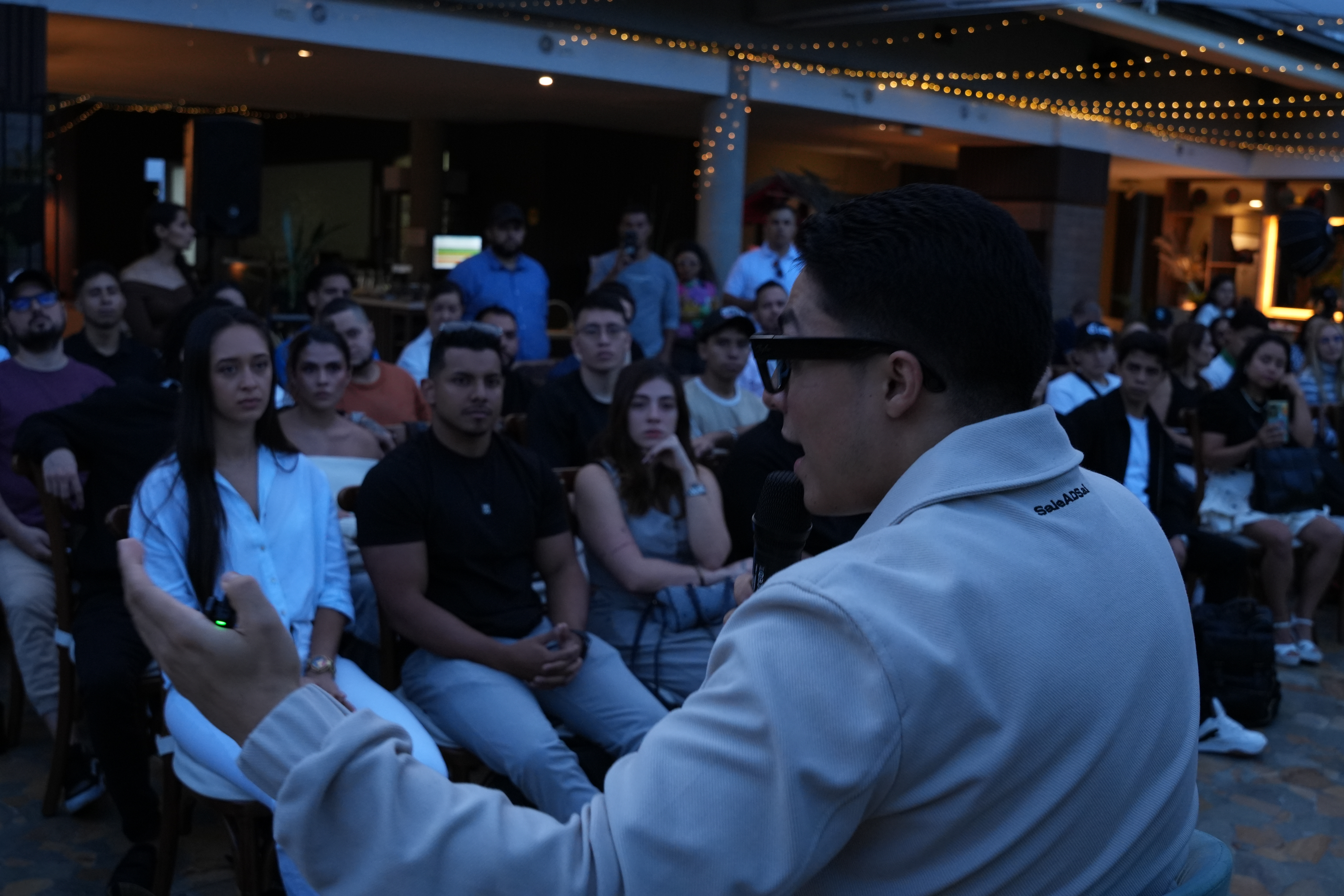 Speaker en Coffee SaleADS