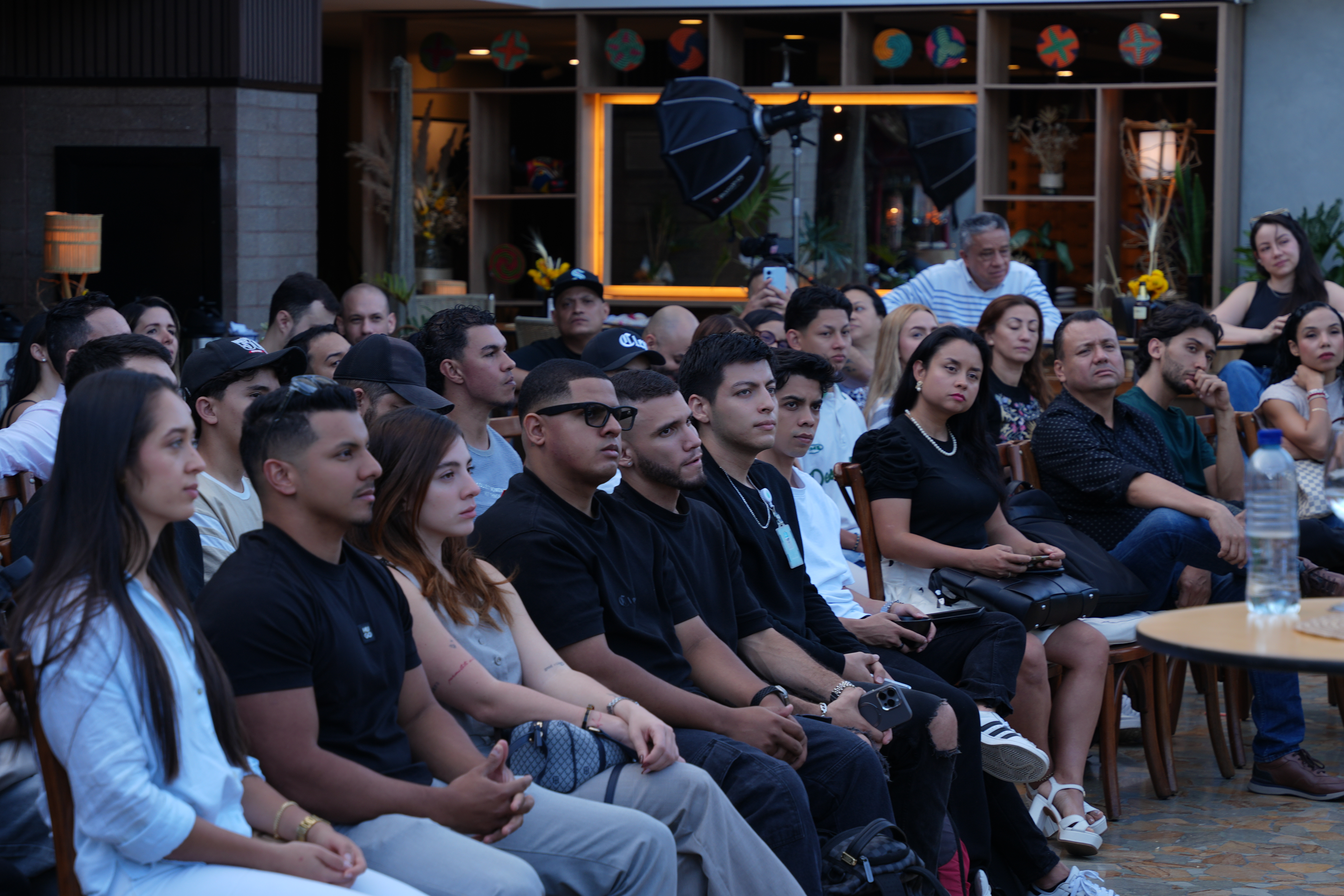 Audiencia completa Coffee